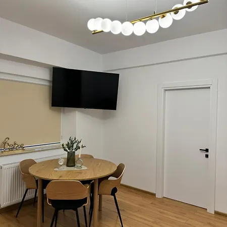 Beautiful With Two Bedrooms 公寓 布加勒斯特