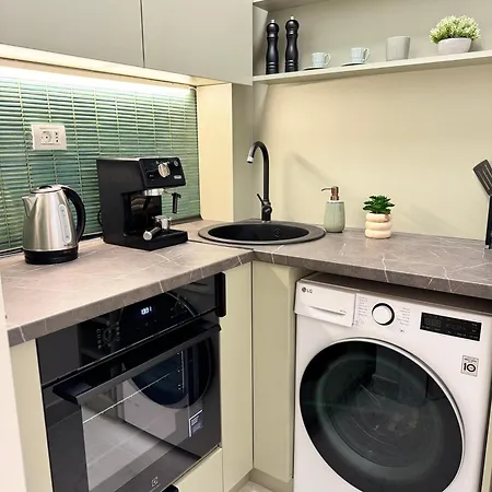 Beautiful With Two Bedrooms Apartmán Bukurešť