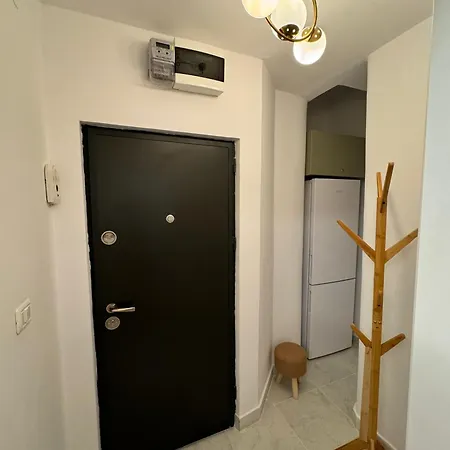 公寓 Beautiful With Two Bedrooms 布加勒斯特
