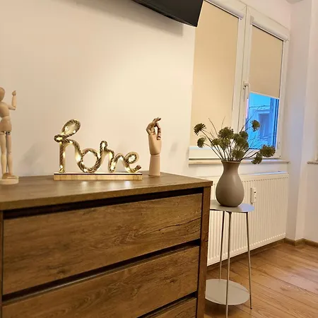 Beautiful With Two Bedrooms 公寓 布加勒斯特