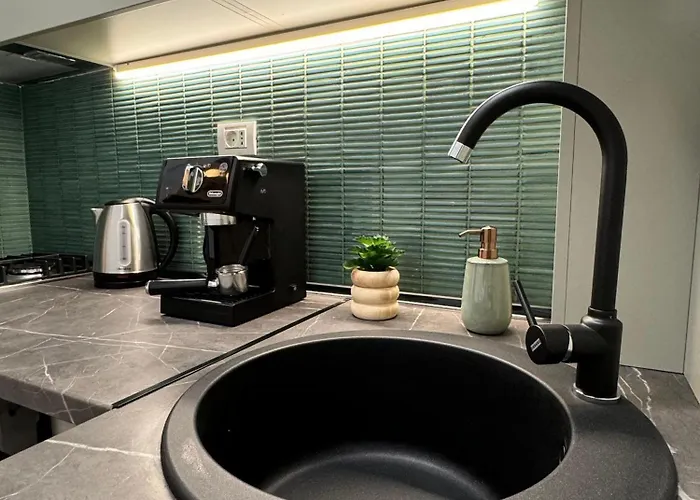 Beautiful With Two Bedrooms Apartmán *