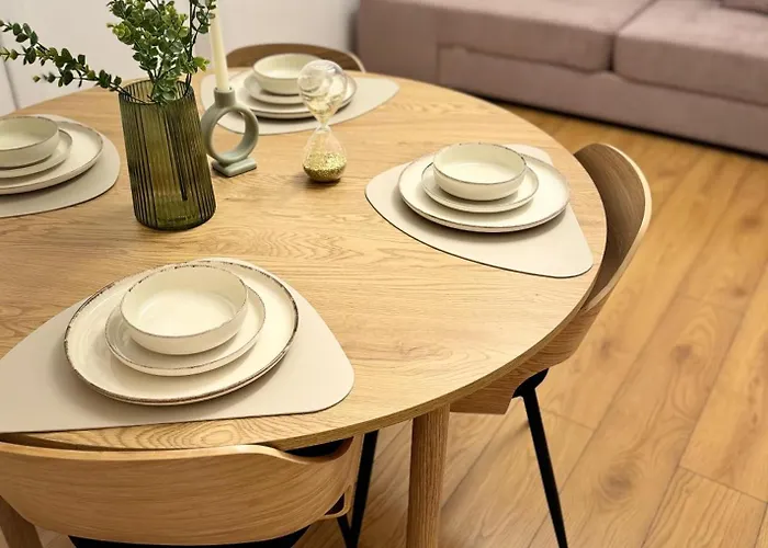 Beautiful With Two Bedrooms Apartmán