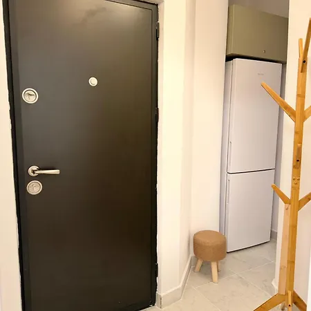 Beautiful With Two Bedrooms * Bükreş