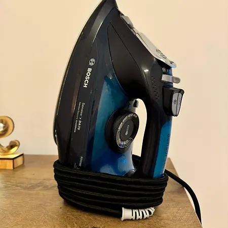 Beautiful With Two Bedrooms *