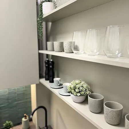 Beautiful With Two Bedrooms